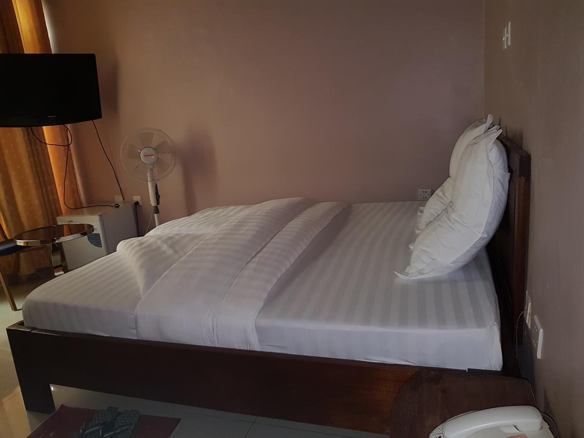Hotel La Benediction Goma Eksteriør bilde