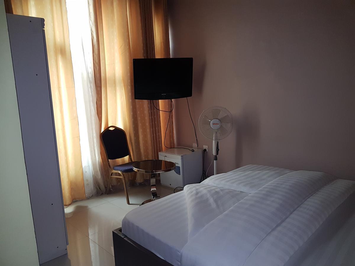 Hotel La Benediction Goma Eksteriør bilde