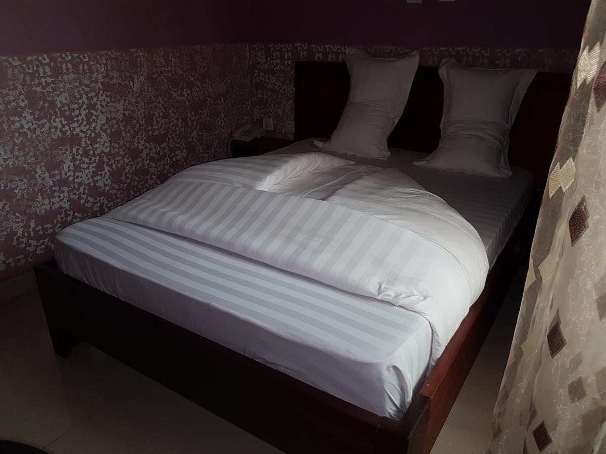 Hotel La Benediction Goma Eksteriør bilde